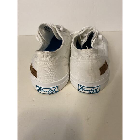 Blowfish Malibu Sneakers women's size 8.5 White slip on Unique design - Picture 4 of 9